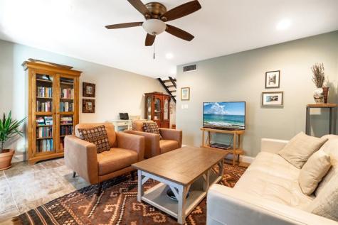 658 Kensington Place Wilton Manors FL 33305