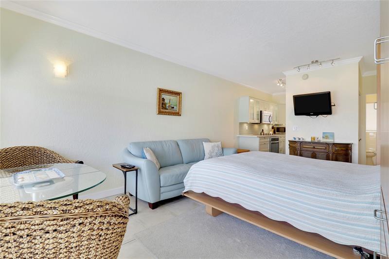 2508 Bay Drive Pompano Beach FL 33062