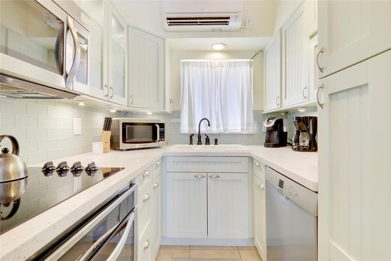 2508 Bay Drive Pompano Beach FL 33062