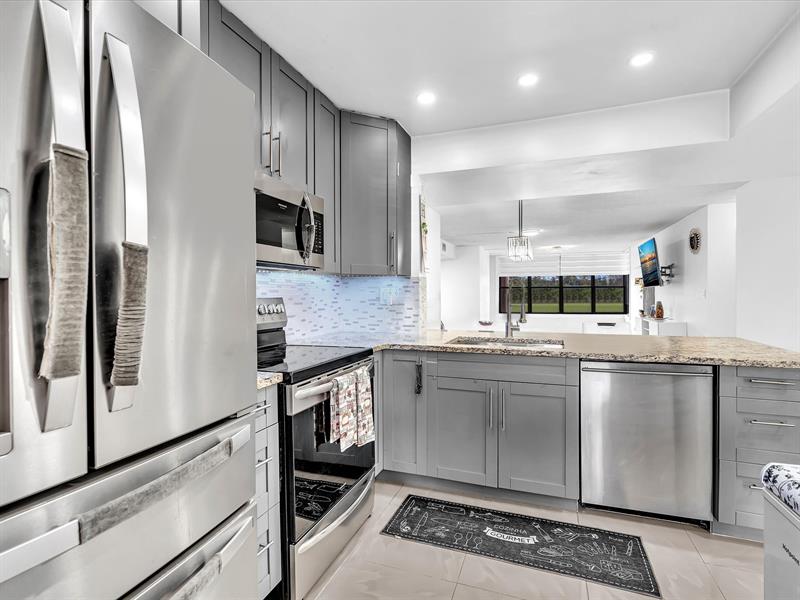 2659 N Carambola Circle Pompano Beach FL 33066