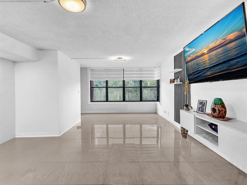 2659 N Carambola Circle Pompano Beach FL 33066