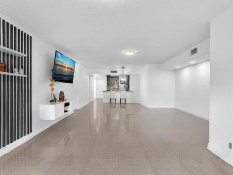 2659 N Carambola Circle Pompano Beach FL 33066