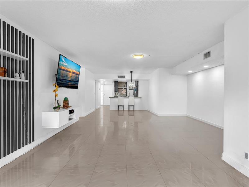 2659 N Carambola Circle Pompano Beach FL 33066