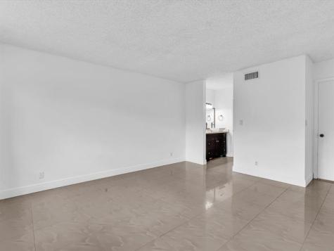 2659 N Carambola Circle Pompano Beach FL 33066