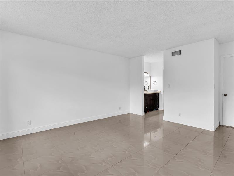 2659 N Carambola Circle Pompano Beach FL 33066