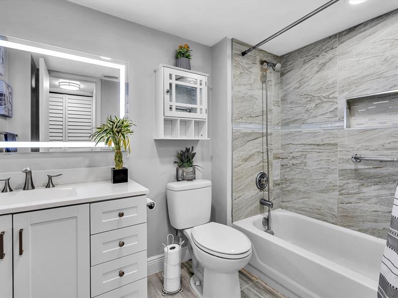 2659 N Carambola Circle Pompano Beach FL 33066