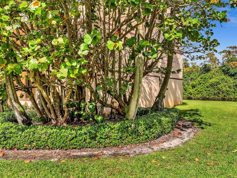 2659 N Carambola Circle Pompano Beach FL 33066