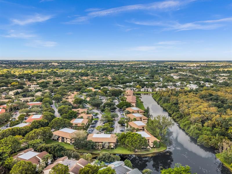 2659 N Carambola Circle Pompano Beach FL 33066