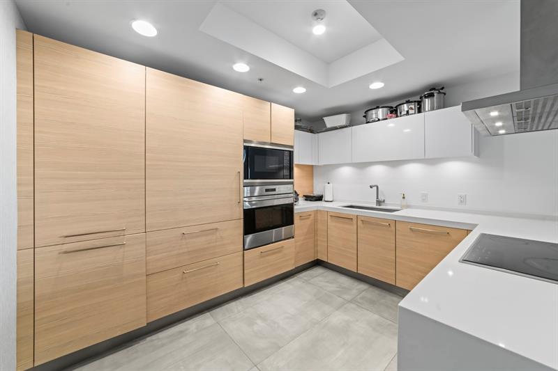 17111 Biscayne Boulevard Aventura FL 33160