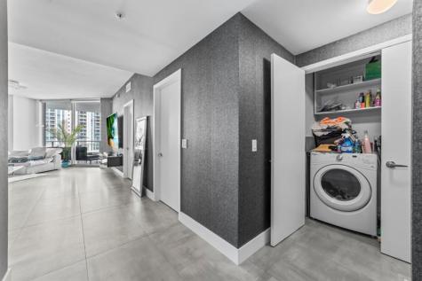 17111 Biscayne Boulevard Aventura FL 33160
