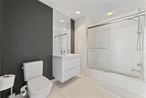 17111 Biscayne Boulevard Aventura FL 33160