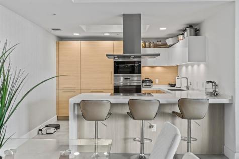 17111 Biscayne Boulevard Aventura FL 33160