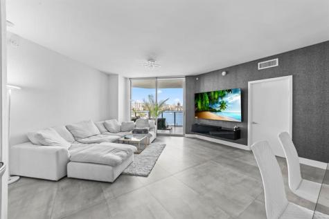 17111 Biscayne Boulevard Aventura FL 33160