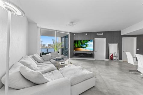 17111 Biscayne Boulevard Aventura FL 33160