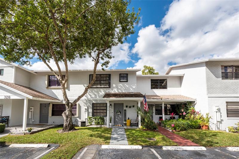 334 NW 103rd Terrace Pembroke Pines FL 33026
