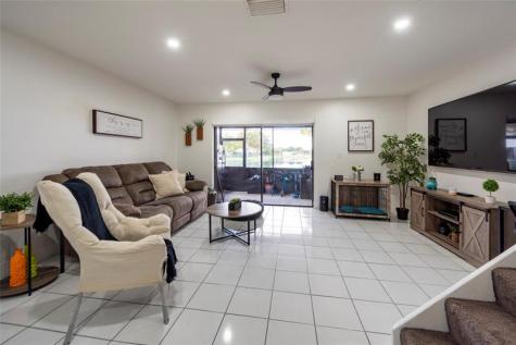 334 NW 103rd Terrace Pembroke Pines FL 33026