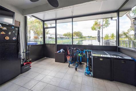 334 NW 103rd Terrace Pembroke Pines FL 33026