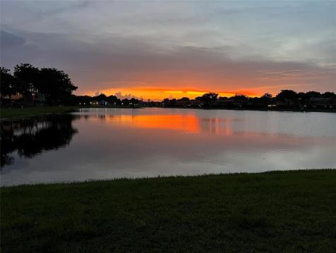 334 NW 103rd Terrace Pembroke Pines FL 33026