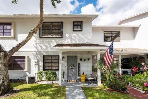 334 NW 103rd Terrace Pembroke Pines FL 33026