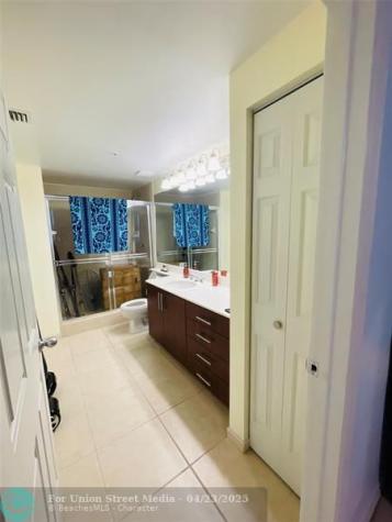 2401 NE 65th Street Fort Lauderdale FL 33308