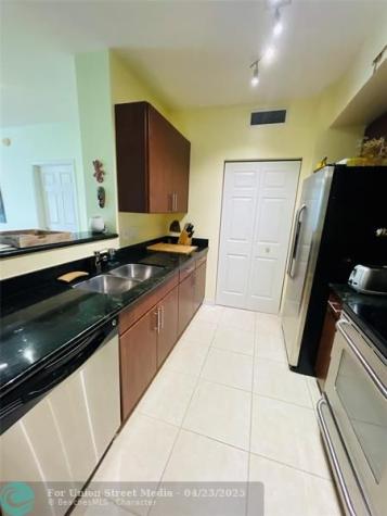 2401 NE 65th Street Fort Lauderdale FL 33308