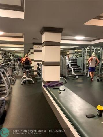 2401 NE 65th Street Fort Lauderdale FL 33308