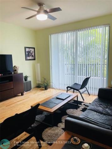 2401 NE 65th Street Fort Lauderdale FL 33308