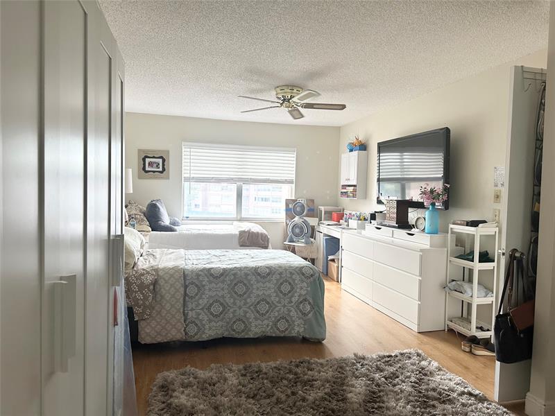 9821 Sunrise Lakes Boulevard Sunrise FL 33322