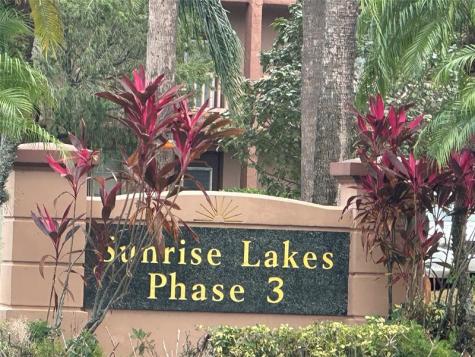 9821 Sunrise Lakes Boulevard Sunrise FL 33322
