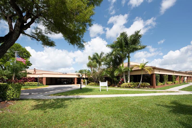 9821 Sunrise Lakes Boulevard Sunrise FL 33322