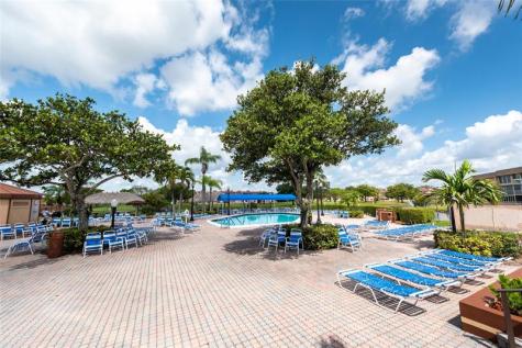 9821 Sunrise Lakes Boulevard Sunrise FL 33322