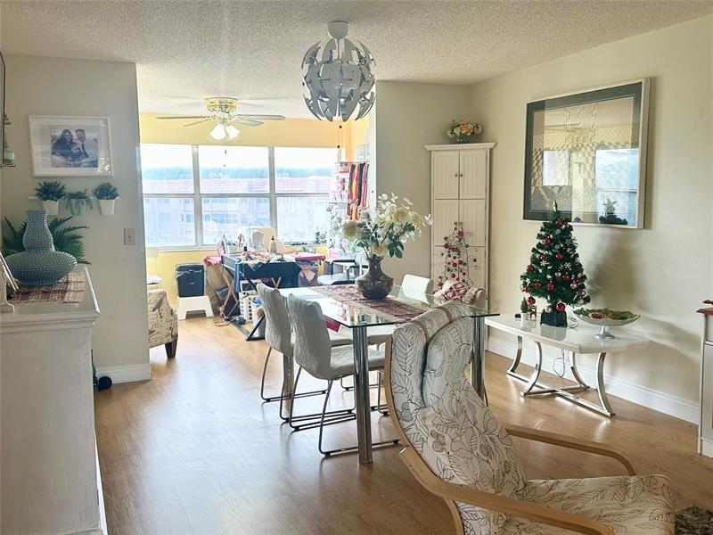 9821 Sunrise Lakes Boulevard Sunrise FL 33322