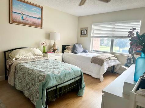 9821 Sunrise Lakes Boulevard Sunrise FL 33322