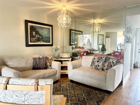 9821 Sunrise Lakes Boulevard Sunrise FL 33322