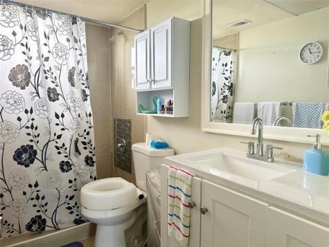 9821 Sunrise Lakes Boulevard Sunrise FL 33322