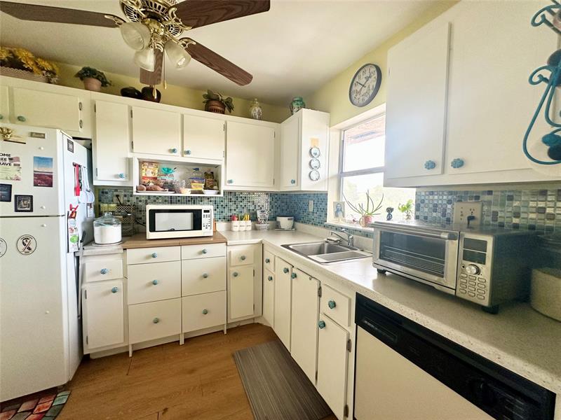 9821 Sunrise Lakes Boulevard Sunrise FL 33322