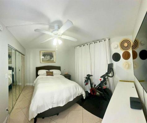 5160 Las Verdes Circle Delray Beach FL 33484