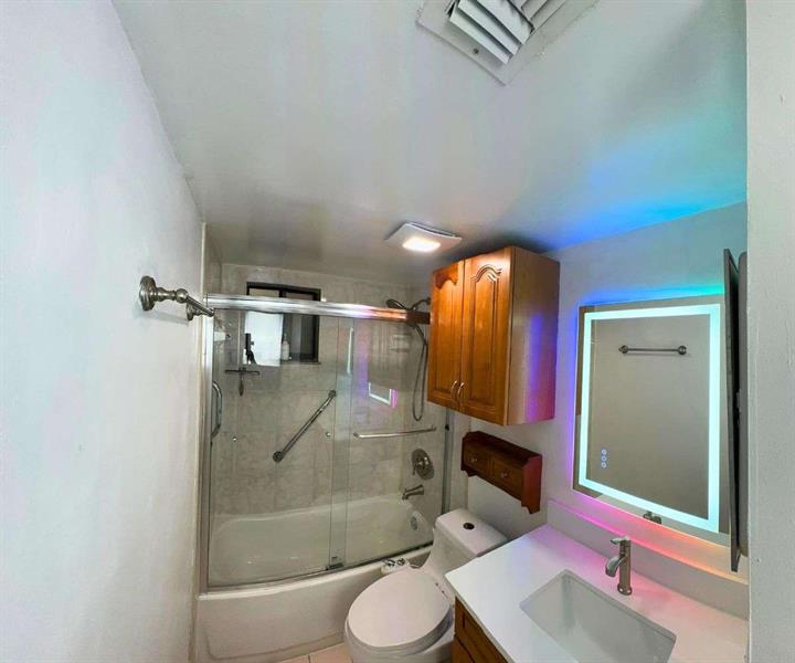 5160 Las Verdes Circle Delray Beach FL 33484