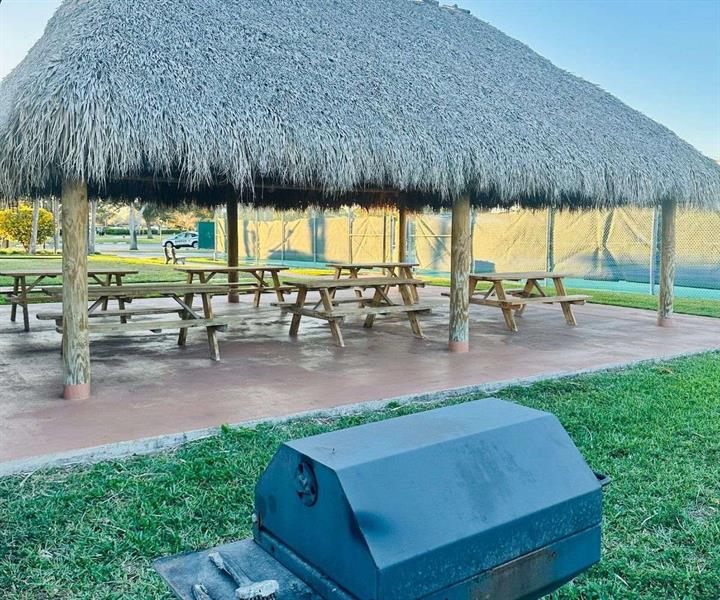 5160 Las Verdes Circle Delray Beach FL 33484