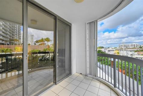 812 N Ocean Boulevard Pompano Beach FL 33062