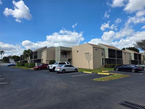 7173 Orange Drive Davie FL 33314