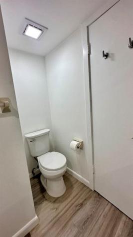 927 Twin Lakes Coral Springs FL 33071