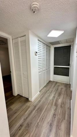 927 Twin Lakes Coral Springs FL 33071