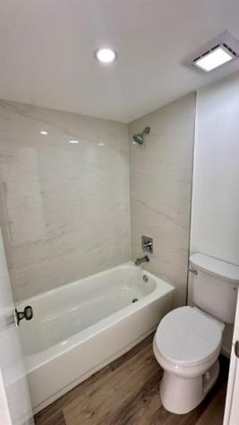 927 Twin Lakes Coral Springs FL 33071