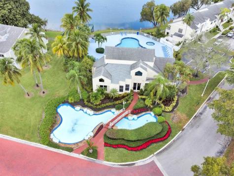 3413 NW 44th Street Lauderdale Lakes FL 33309