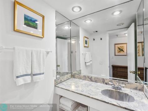 2200 S Ocean Lane Fort Lauderdale FL 33316