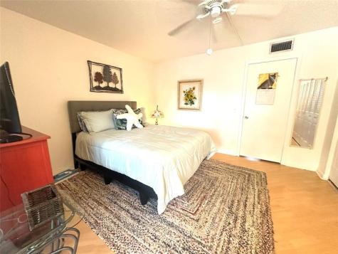 2004 Harwood C Deerfield Beach FL 33442