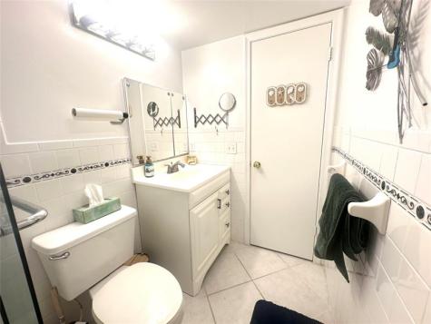 2004 Harwood C Deerfield Beach FL 33442