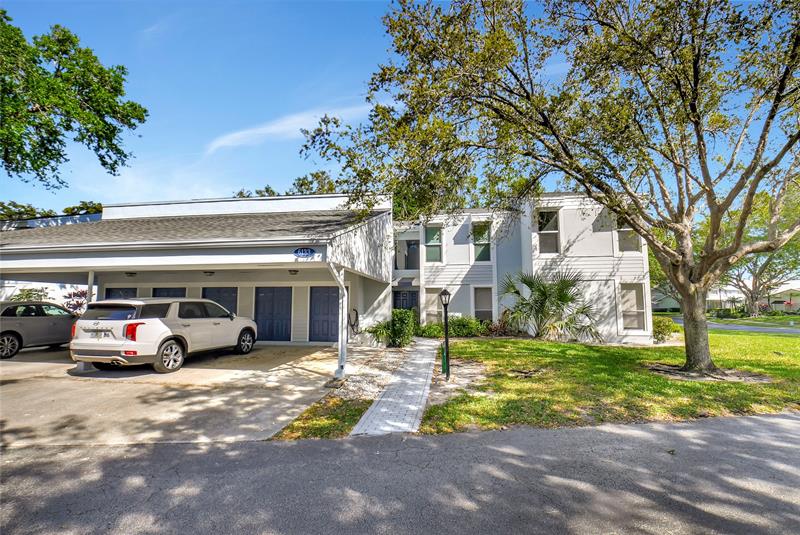 6133 Old Court Road Boca Raton FL 33433