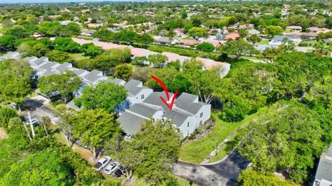 6133 Old Court Road Boca Raton FL 33433
